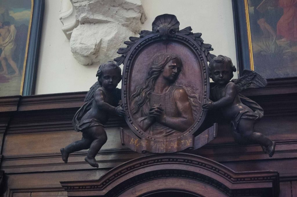 ¡Una iglesia con mucha historia al lado de la Bolsa! san nicolás-5