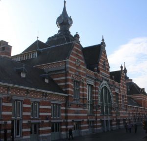 Estación antigua fachada