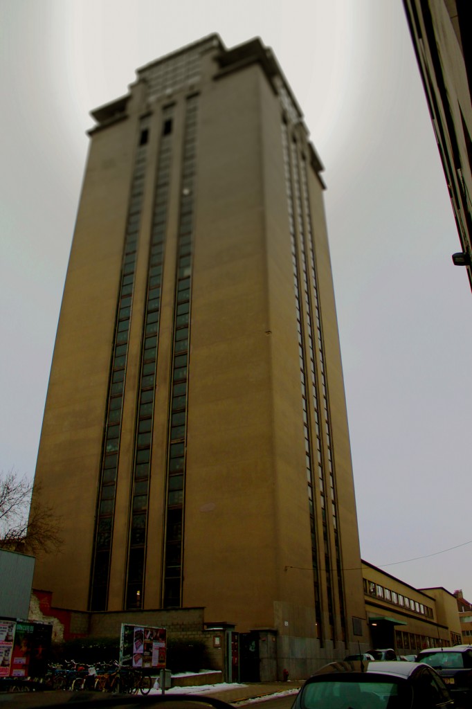 book tower 002