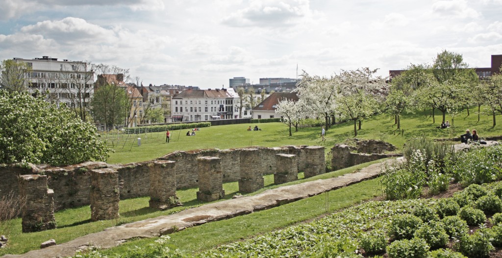 Entrevista a una Erasmus en… el jardín de la abadía de Sint-Pieters (Gante) 