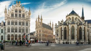 La ciudad estudiantil Lovaina, en la región de Flandes, Bélgica.