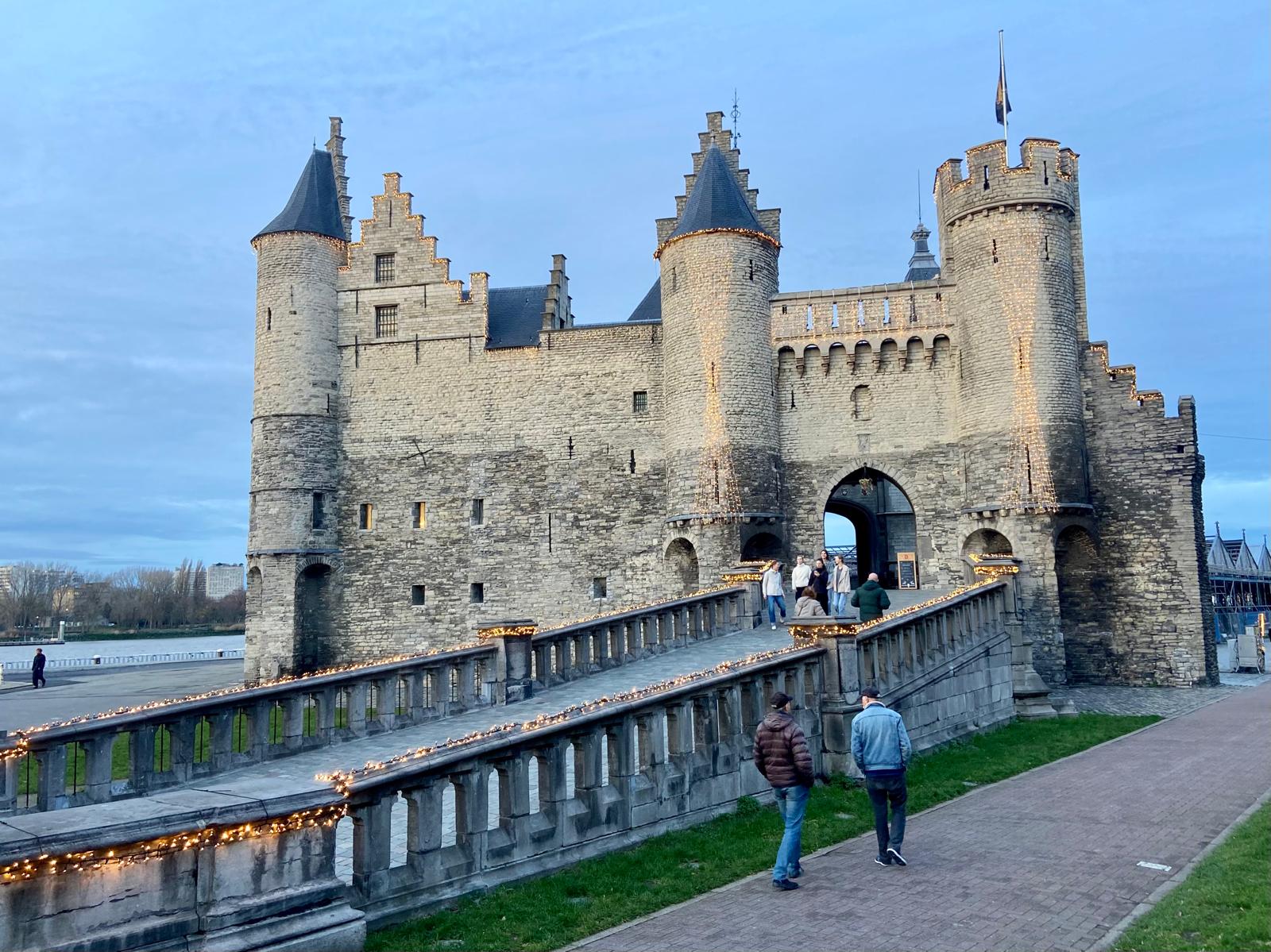 Castillo Steen de Amberes 4