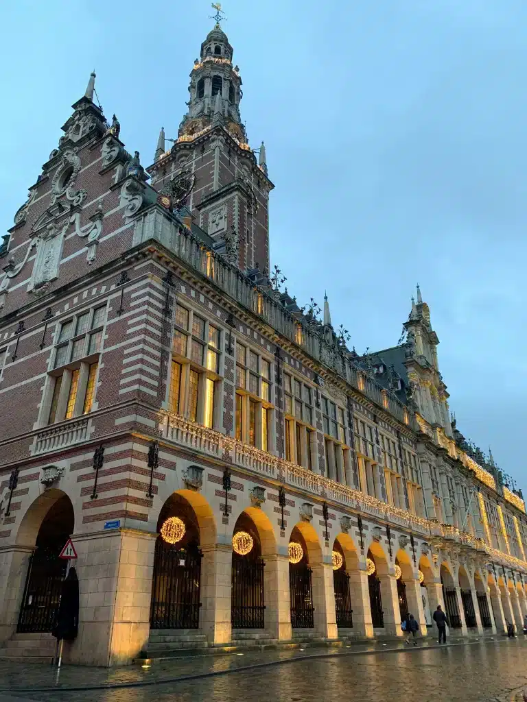 Patrimonio e historia de la Biblioteca de Lovaina | Turismo en Flandes ...