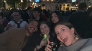 Jueves en Plux, Bruselas con mis amigos