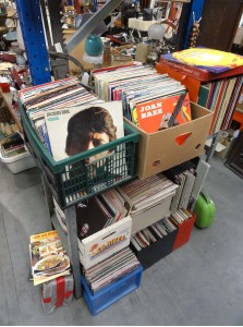 2nd HAND SHOP 3