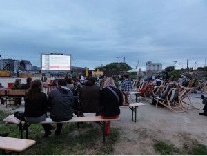 CINE